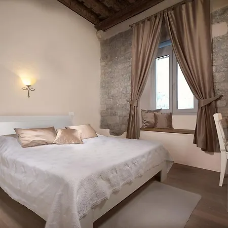 德斯德拉塔一室公寓