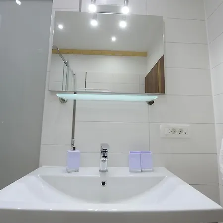 德斯德拉塔一室公寓 公寓 *