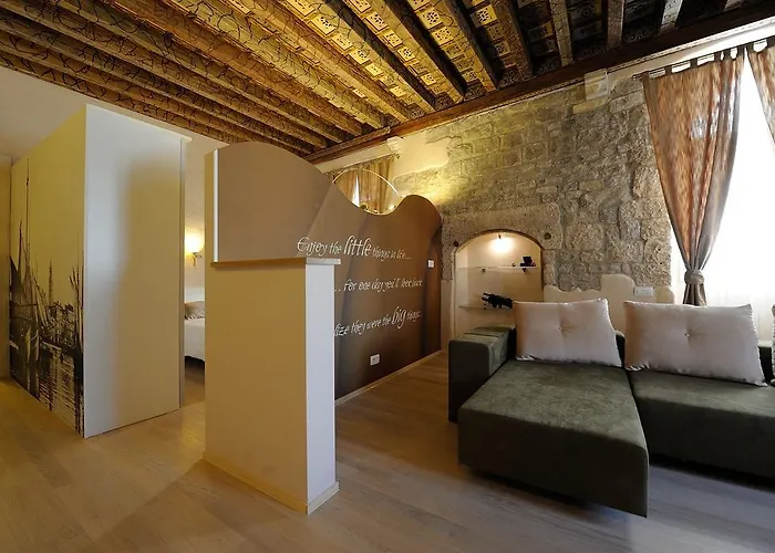 Διαμέρισμα Desiderata